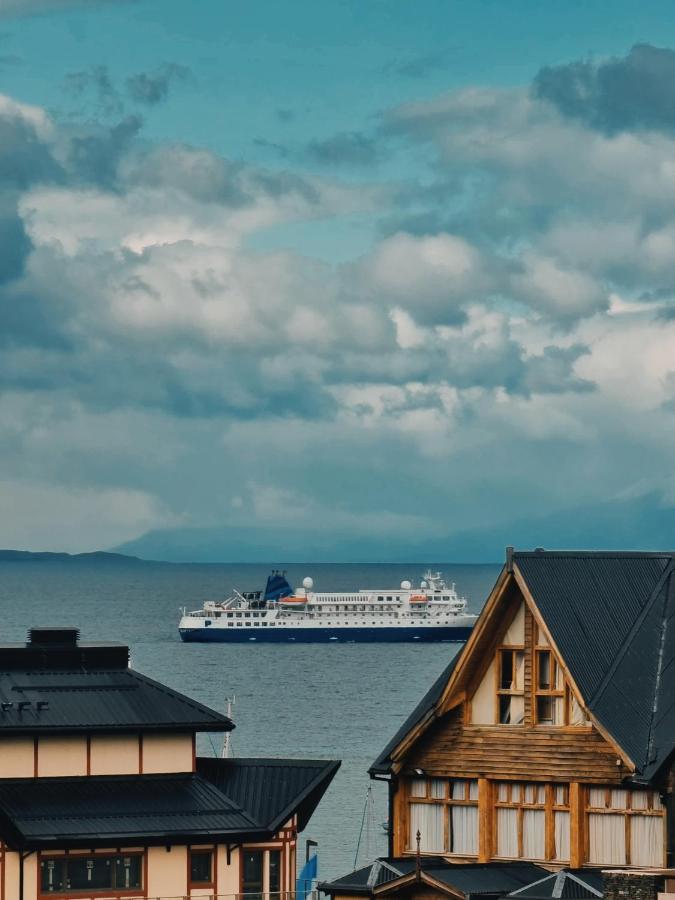 Flor Austral Hotel Ushuaia Buitenkant foto